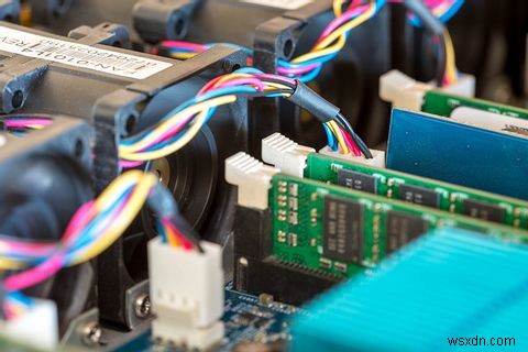 8 पीसी रखरखाव की गलतियाँ जो आपके हार्डवेयर जीवनकाल को खत्म कर देती हैं 