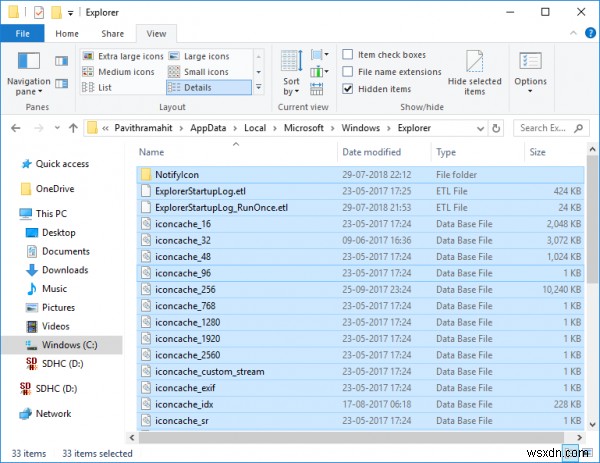 Nền đen đằng sau các biểu tượng Thư mục trong Windows 11/10 
