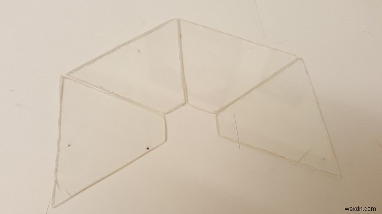 วิธีทำโปรเจ็กเตอร์โฮโลแกรม iPhone 