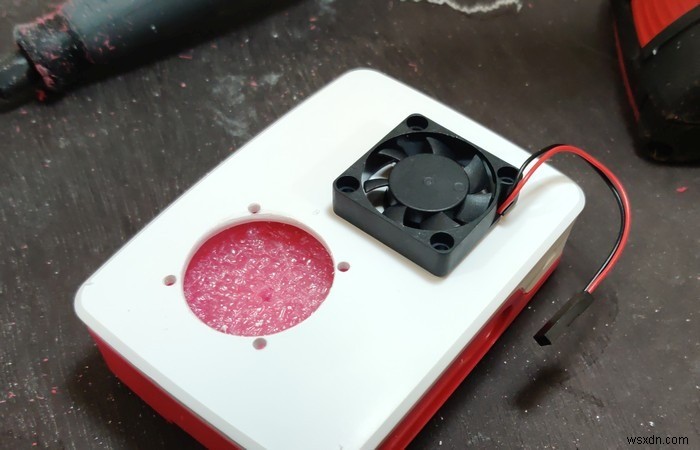 Cách tạo Vỏ Raspberry Pi 4 với Quạt 