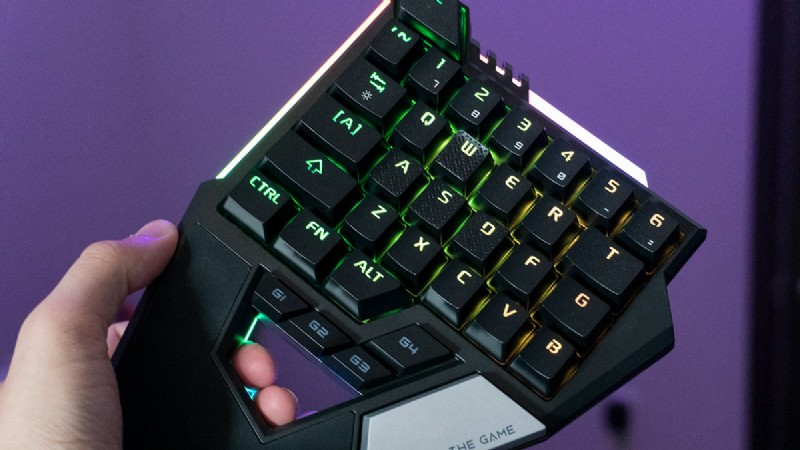 เคล็ดลับในการเลือกระหว่างเมาส์สำหรับเล่นเกมกับ ตัวควบคุมสำหรับความต้องการของคุณ